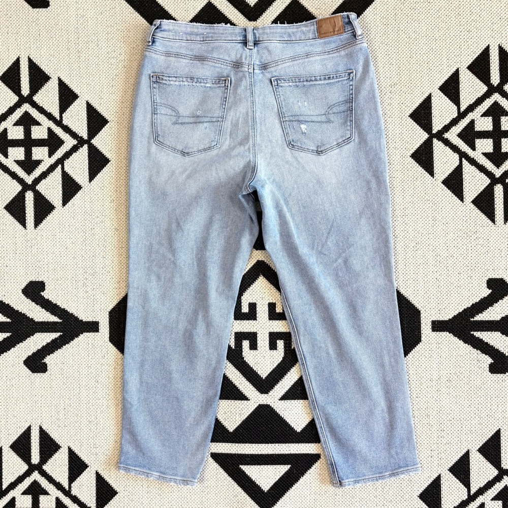 American Eagle Stretch Ripped High Rise Mom Jean in Emotional Blue Size 12 - Picture 11 of 14